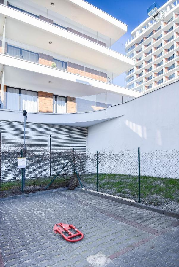 Apartamenty Promenada Z Tarasem I Parkingiem - Apartamenty Na Wyspie Świnoujście Extérieur photo