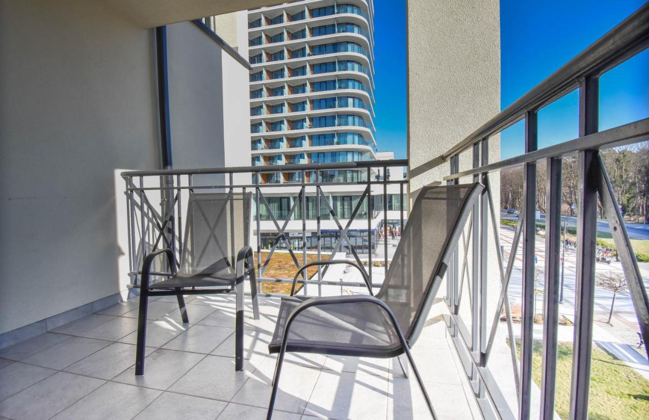 Apartamenty Promenada Z Tarasem I Parkingiem - Apartamenty Na Wyspie Świnoujście Extérieur photo