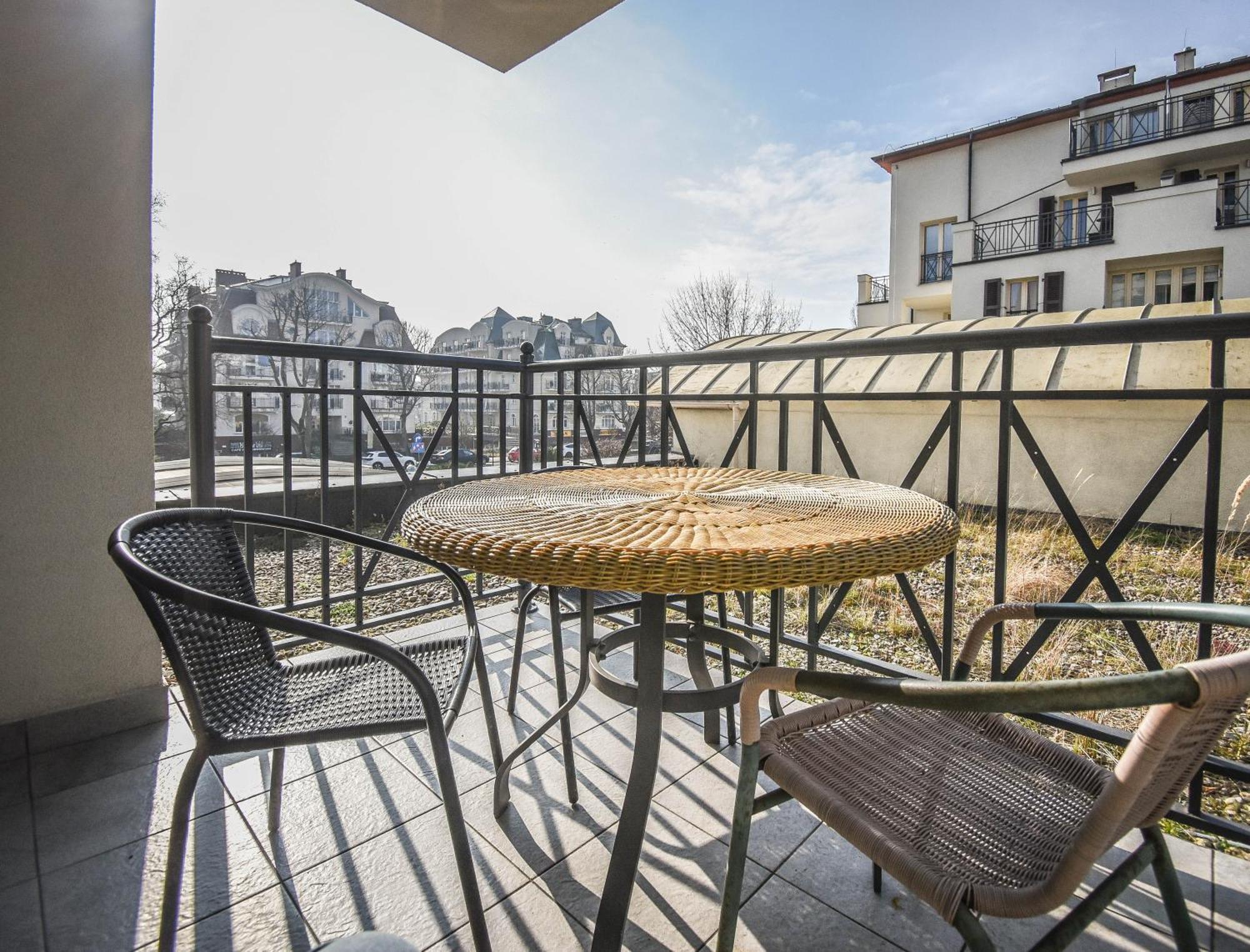 Apartamenty Promenada Z Tarasem I Parkingiem - Apartamenty Na Wyspie Świnoujście Extérieur photo