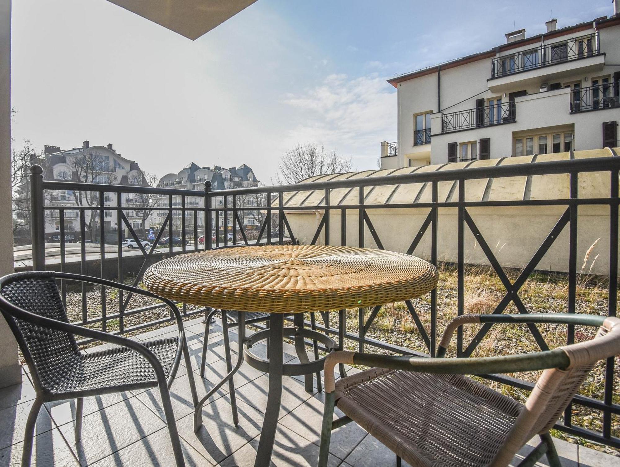 Apartamenty Promenada Z Tarasem I Parkingiem - Apartamenty Na Wyspie Świnoujście Extérieur photo